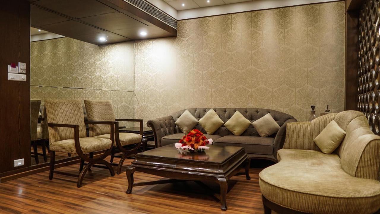 Hotel Centre Point Nagpur Exterior photo