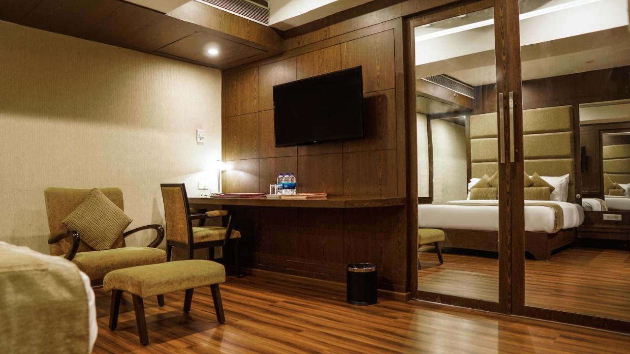 Hotel Centre Point Nagpur Exterior photo