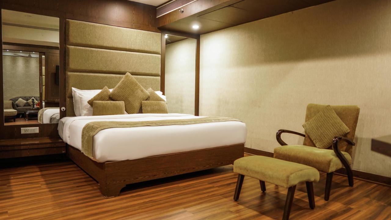 Hotel Centre Point Nagpur Exterior photo