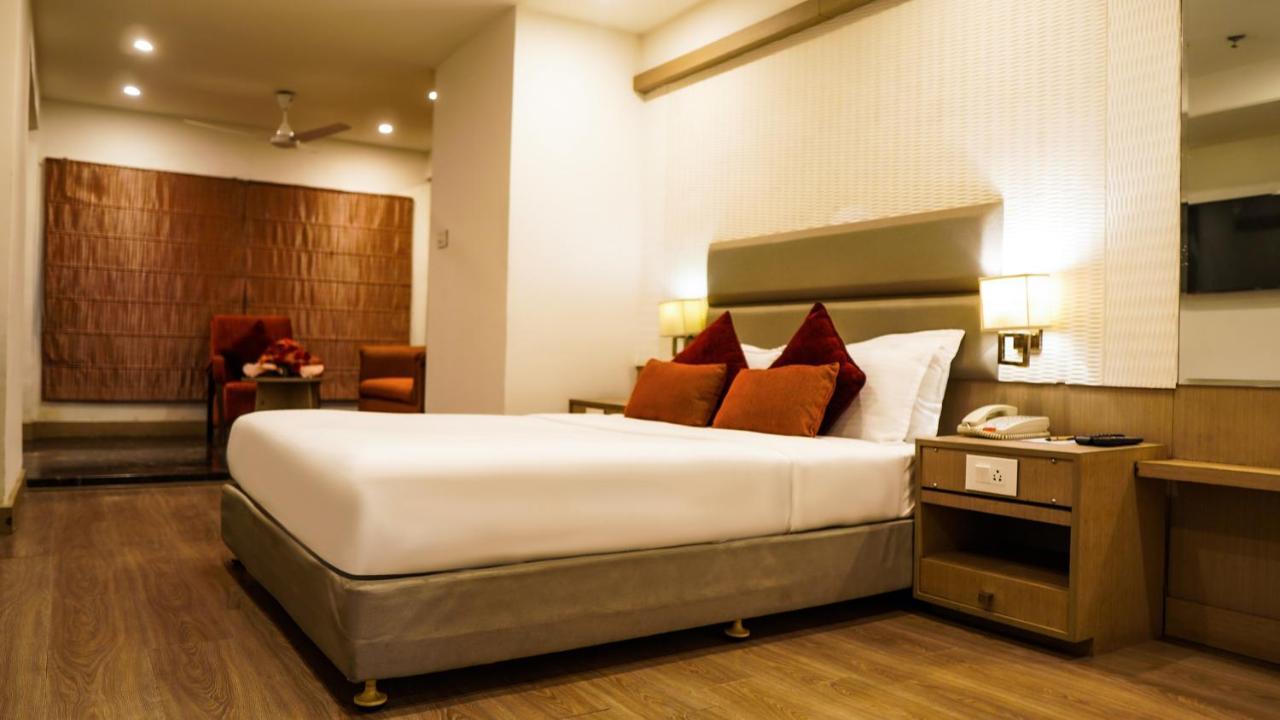 Hotel Centre Point Nagpur Exterior photo