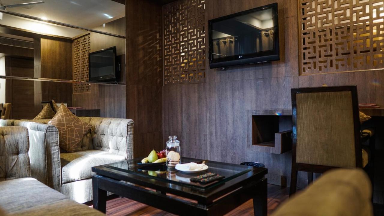Hotel Centre Point Nagpur Exterior photo