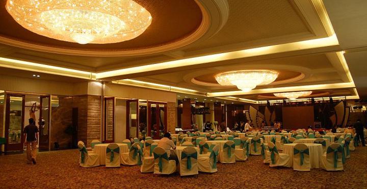 Hotel Centre Point Nagpur Exterior photo